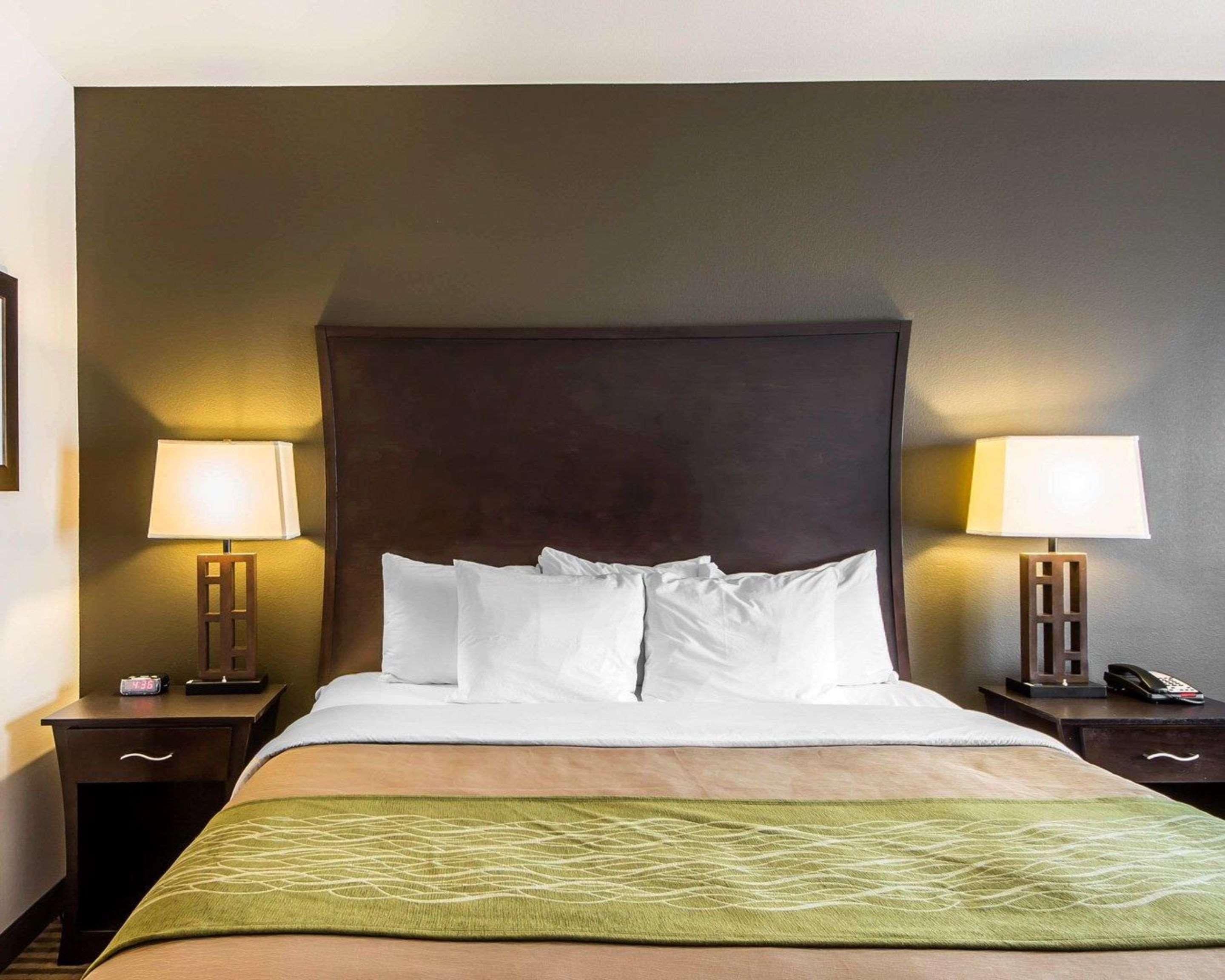 Comfort Inn & Suites Alva Екстериор снимка