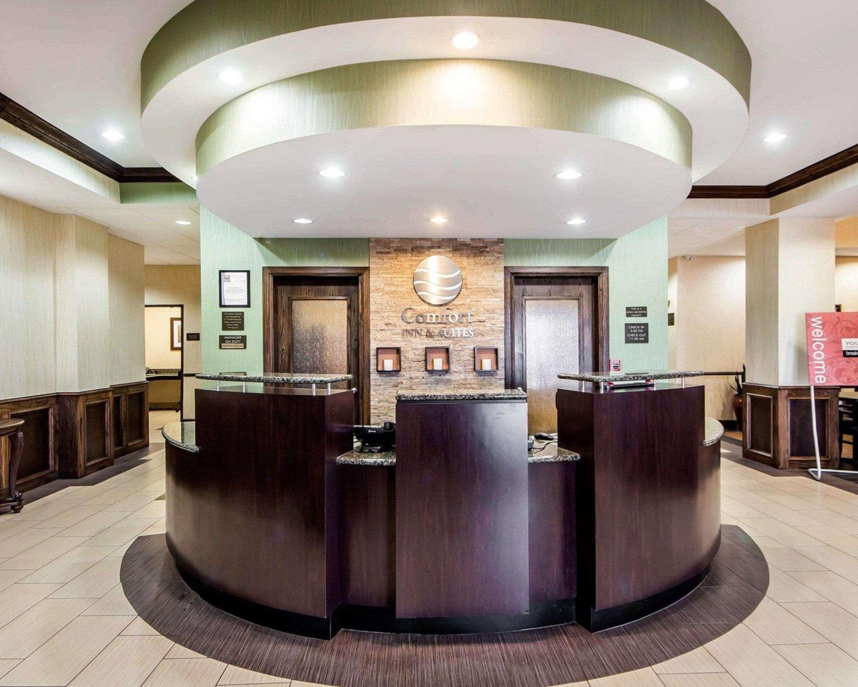 Comfort Inn & Suites Alva Екстериор снимка