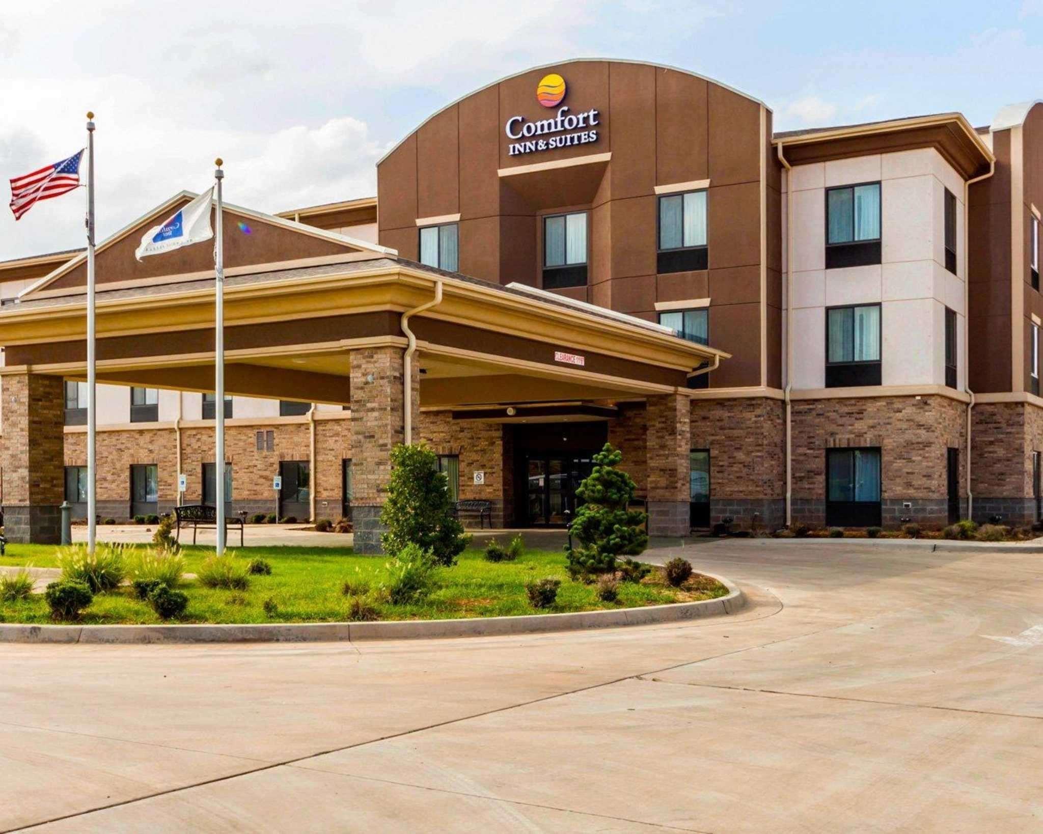 Comfort Inn & Suites Alva Екстериор снимка