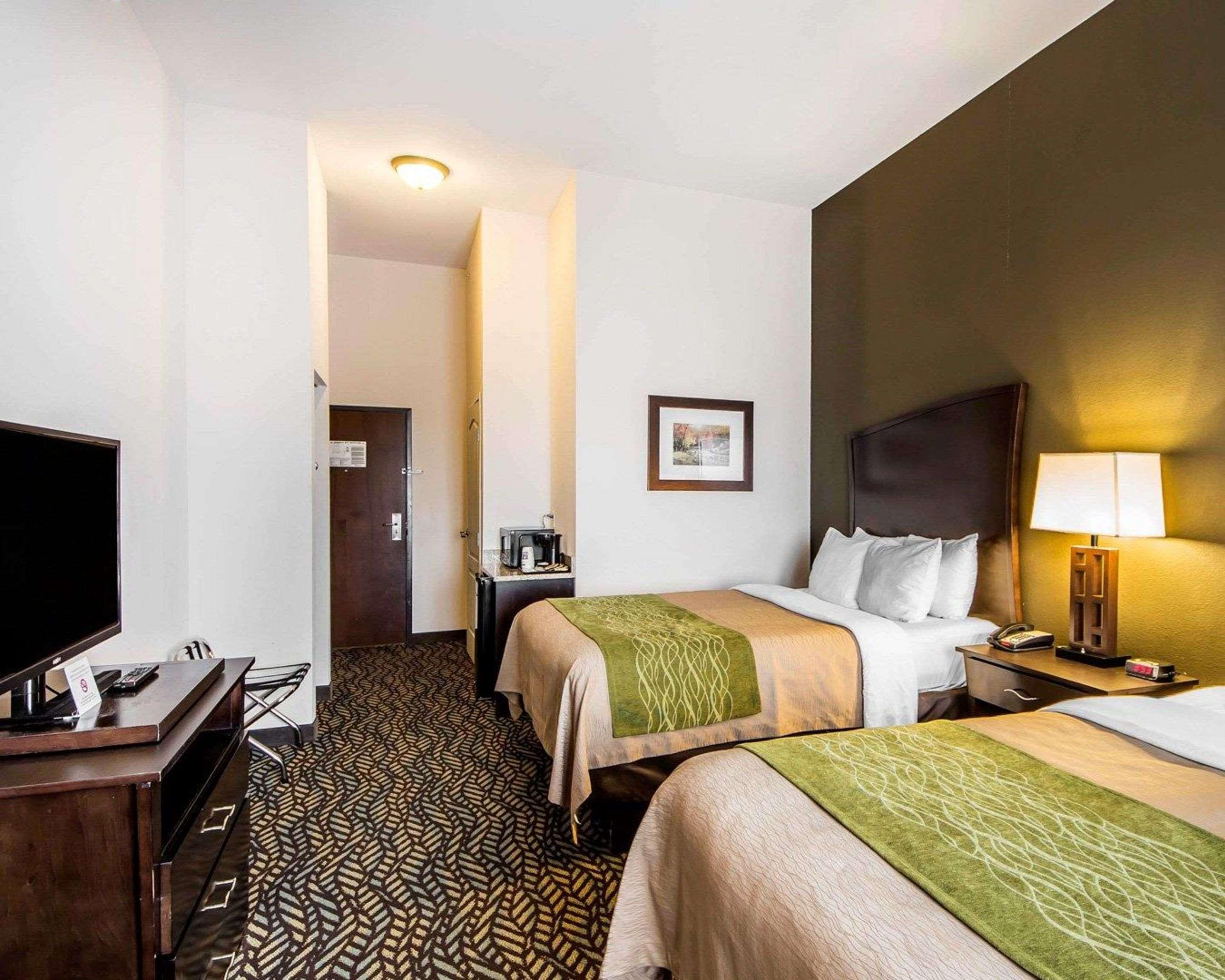 Comfort Inn & Suites Alva Екстериор снимка