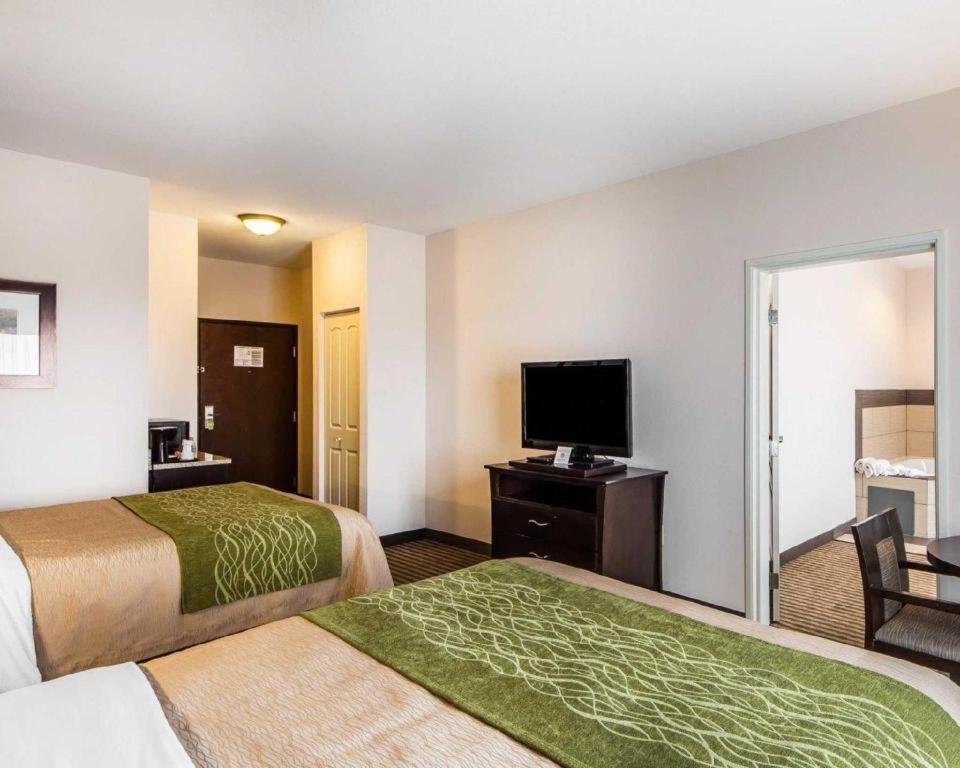 Comfort Inn & Suites Alva Екстериор снимка
