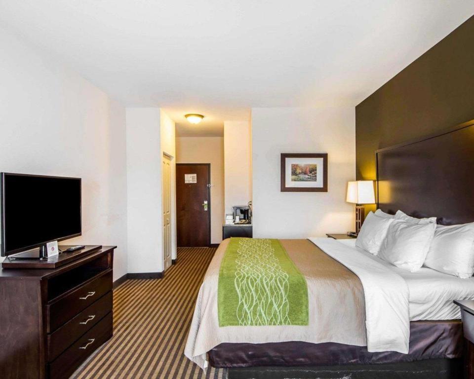 Comfort Inn & Suites Alva Екстериор снимка