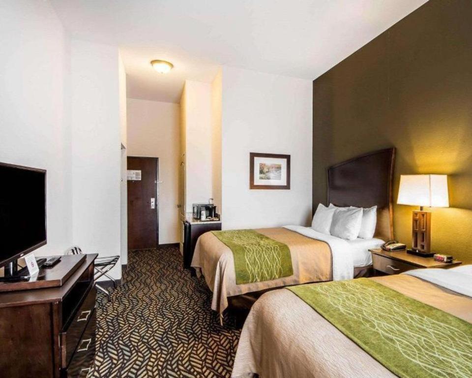 Comfort Inn & Suites Alva Екстериор снимка