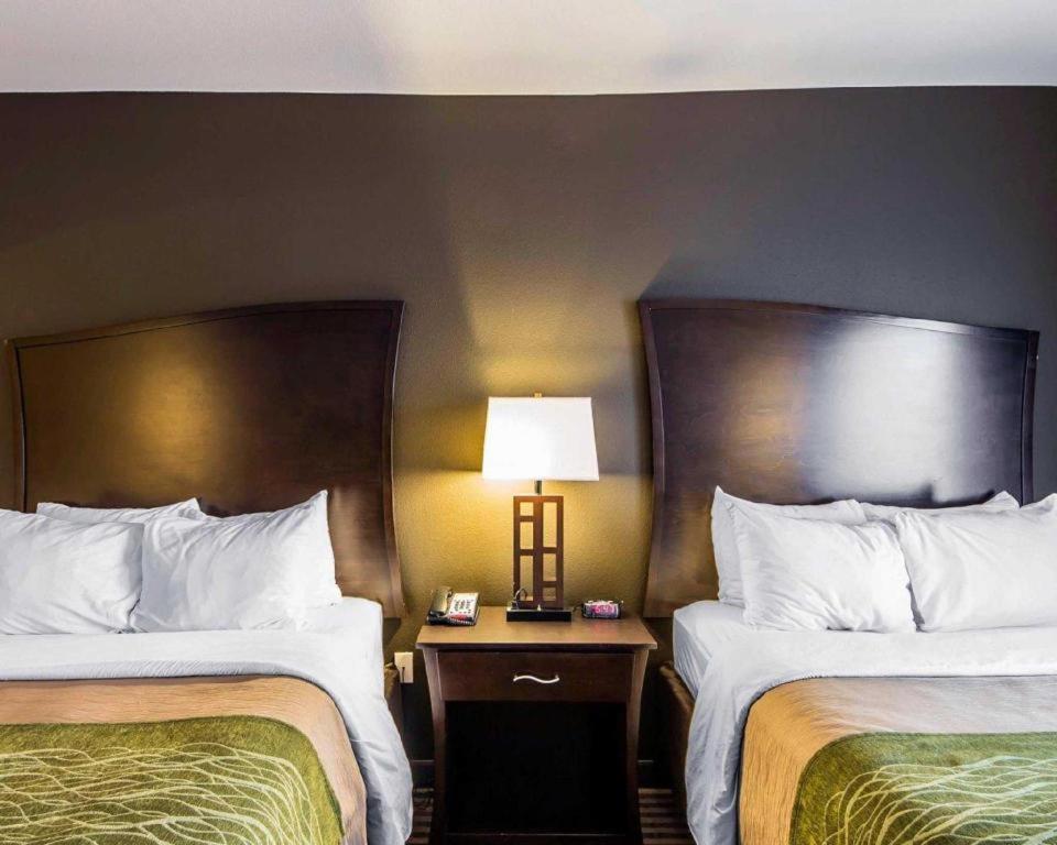 Comfort Inn & Suites Alva Екстериор снимка