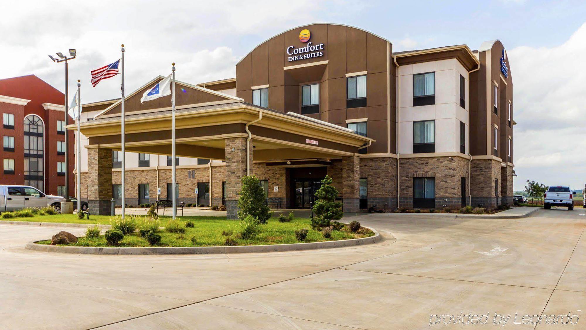 Comfort Inn & Suites Alva Екстериор снимка